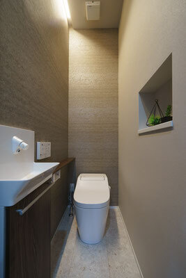 モデルハウストイレ、新潟の家づくりで吉川建築（yoshikawa architecture)はお勧めできるか