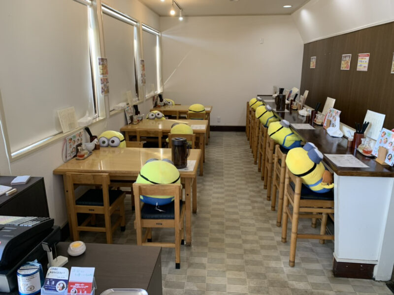 感染対策で座席間隔が空いているミニオン、新潟市北区らぁ麺・酒菜 義澤 のレビュー・評判が知りたい